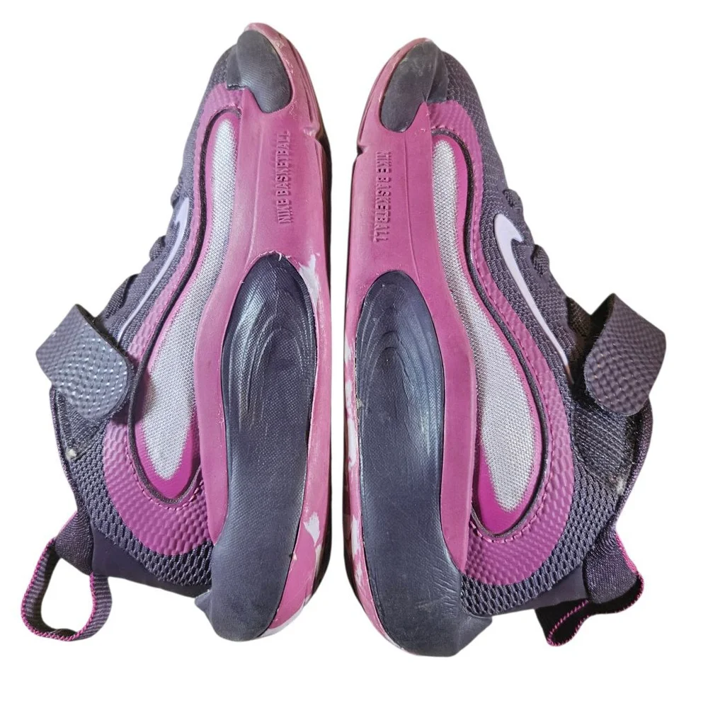 Nike IsoFly Toddler 8C Dark Raisin Pink Athletic Sneakers